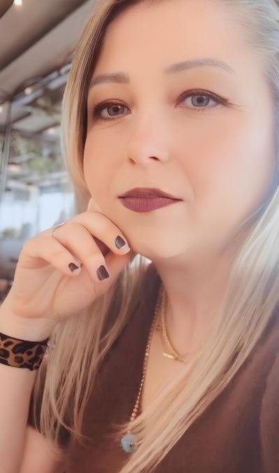 Nazan Y. - Ankara influencer