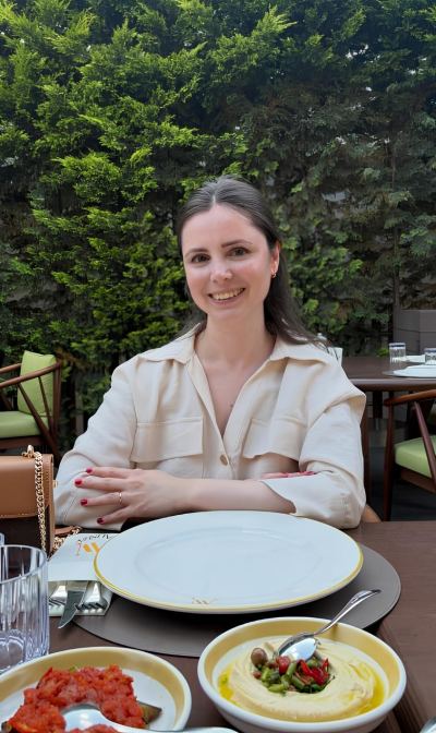 İrem Ö. - İstanbul influencer