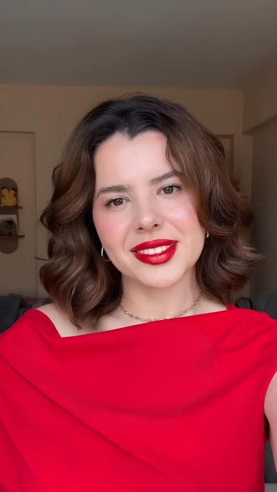 Tuğba D. - İstanbul influencer