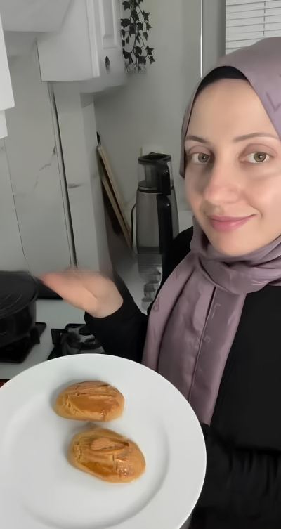 Ece B. - İstanbul influencer
