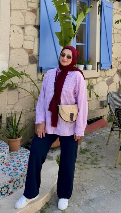 Tuğba Ç. - İzmir influencer