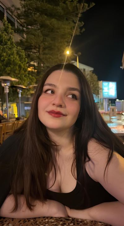 Hilal C. - İzmir influencer
