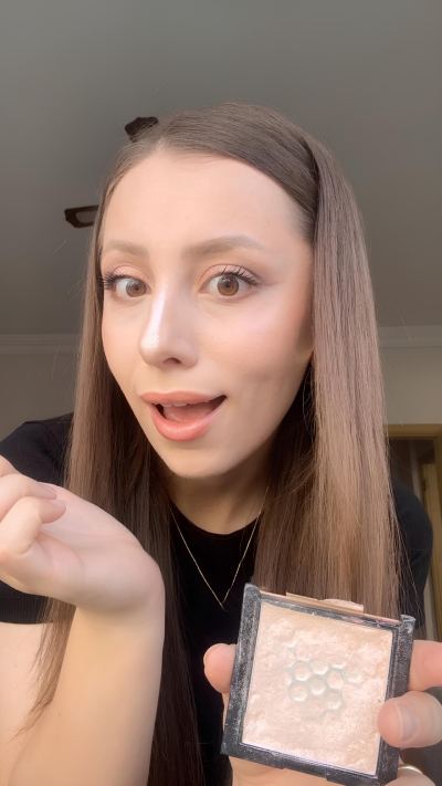 Aslı E. - Malatya influencer