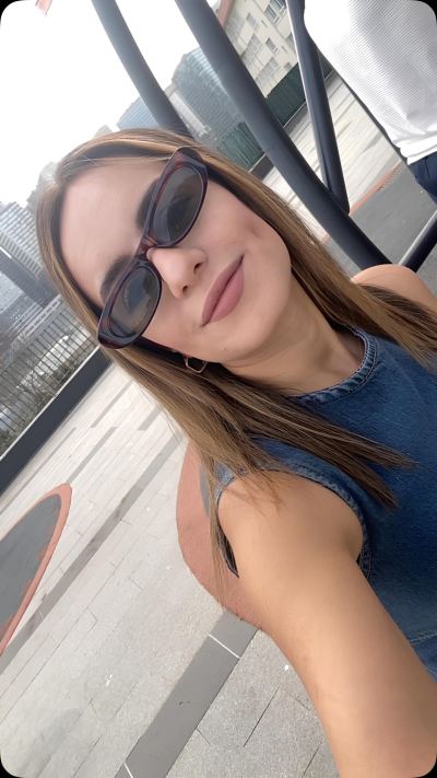 Necla Ç. - İstanbul influencer