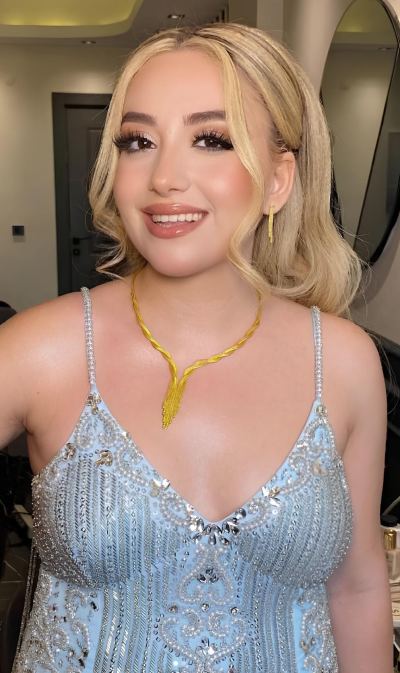 Damla K. - İzmir influencer