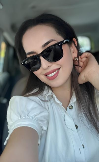 Zeynep A. - Antalya influencer