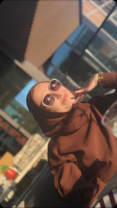 Kübra T. - İstanbul influencer