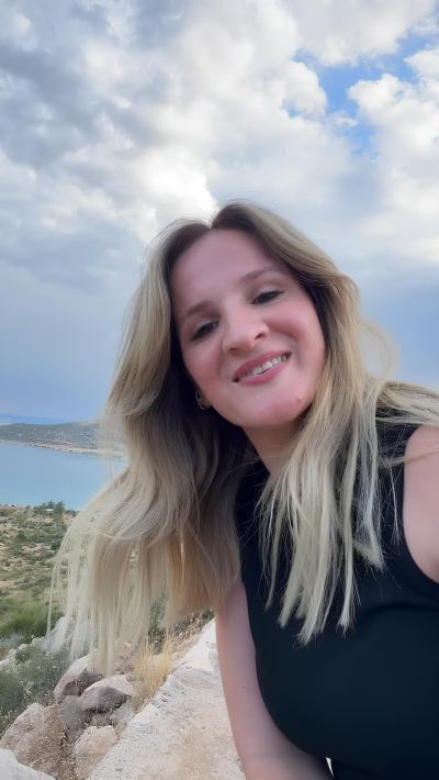 Sevilay U. - Balıkesir influencer