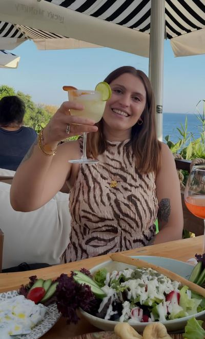 Elif Y. - Antalya influencer