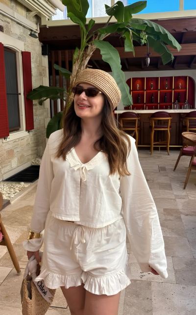 Ebru Ç. - İzmir influencer