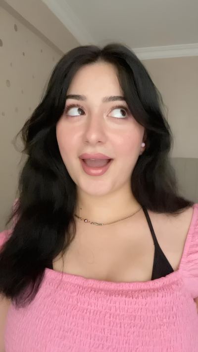 Zeynep K. - İstanbul influencer