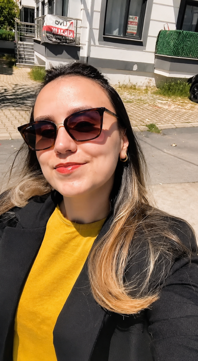 Sezin Ç. - Balıkesir influencer
