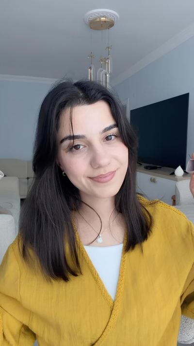 Melek S. - İstanbul influencer