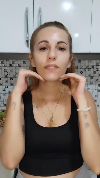 Ebru - İzmir influencer