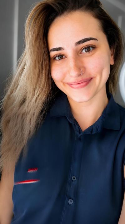 Ayşegül A. - Bursa influencer