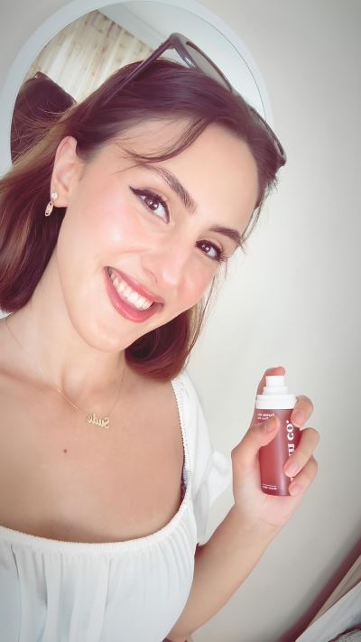 Sude Ü. - İzmir influencer