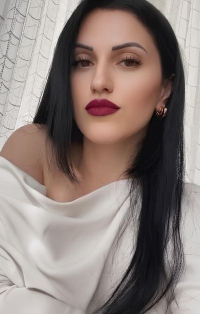 Merve Ö. - Hatay influencer