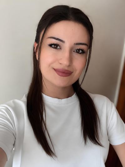 Aleyna N. - İstanbul influencer