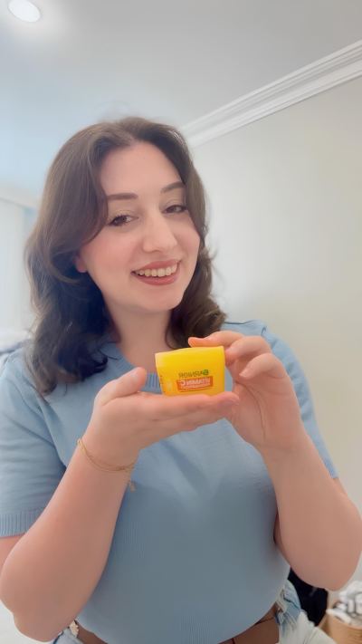 Esra N. - İstanbul influencer