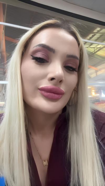 Melike P. - Antalya influencer