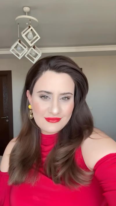 Nur G. - Adana influencer