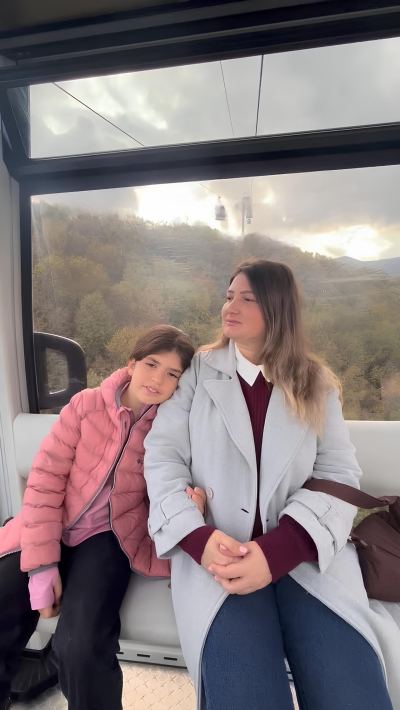 Emine Ş. - Çanakkale influencer