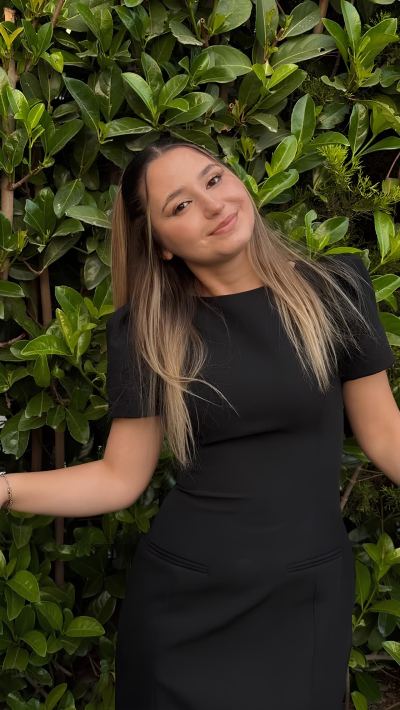 Ezgi G. - İzmir influencer