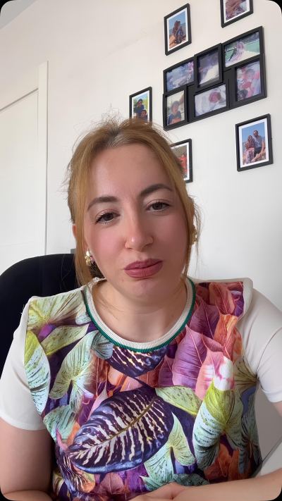 Burcu G. - Kayseri influencer