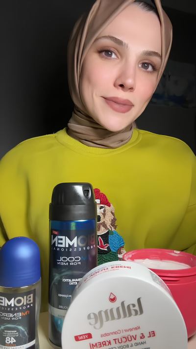 Elif Ş. - İstanbul influencer