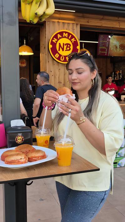 Aysun Y. - Gaziantep influencer