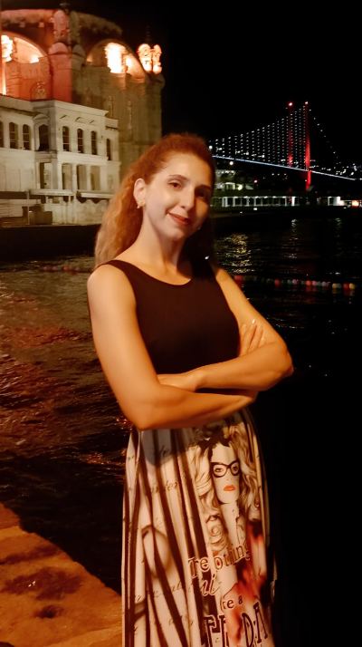 Nuray Ç. - İstanbul influencer