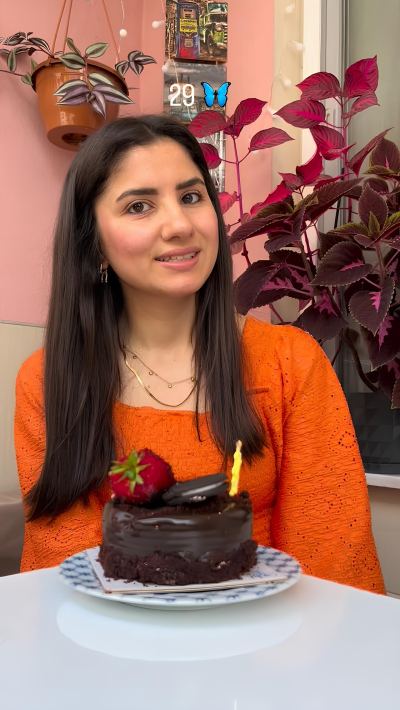 Halime Ç. - Mersin influencer