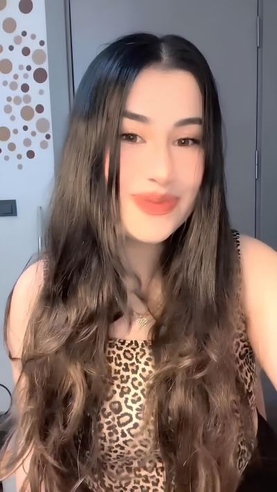 Büşra S. - Hakkari influencer